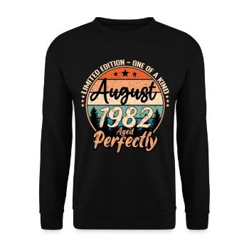 August 1982 Jubiläum 1982 Legenden August - Unisex Pullover - Schwarz - Vorne - Alina (178cm) & Michal (187cm)