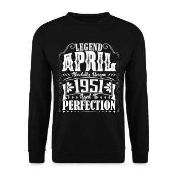 April 1951. Geburtstag April 1951. Geschenk 1951. - Unisex Pullover - Schwarz - Vorne - Alina (178cm) & Michal (187cm)