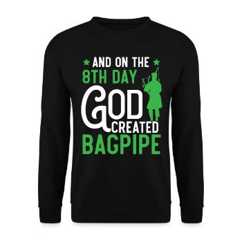 Und am 8. Tag schuf Gott den Dudelsack Dudelsack - Unisex Pullover - Schwarz - Vorne - Alina (178cm) & Michal (187cm)