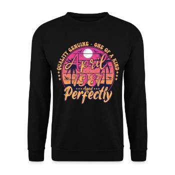 April 1981 anniversary 1981 Retro 1981 April - Unisex Sweatshirt - black - Front - Alina (178cm) & Michal (187cm)