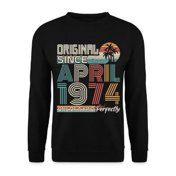 April 1974 anniversary April 1974 gift 1974 - Unisex Sweatshirt - black - Front - Alina (178cm) & Michal (187cm)