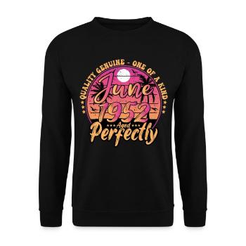 June 1952 anniversary 1952 Retro 1952 June - Unisex Sweatshirt - black - Front - Alina (178cm) & Michal (187cm)