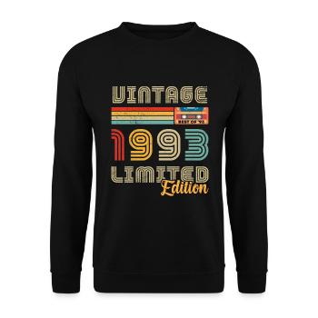 Vintage 1993 Birthday Gift 1993 - Unisex Sweatshirt - black - Front - Alina (178cm) & Michal (187cm)