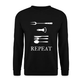 Das perfekte Grill-Outfit für echte Griller-Kerle - Unisex Pullover - Schwarz - Vorne - Alina (178cm) & Michal (187cm)