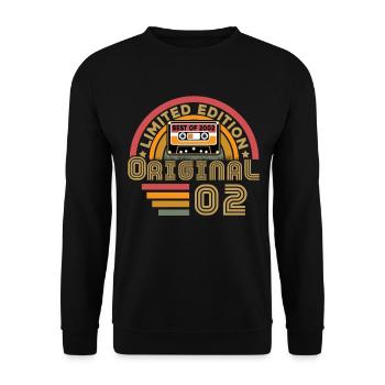 2002 Vintage Original 2002 Birthday Gift - Unisex Sweatshirt - black - Front - Alina (178cm) & Michal (187cm)