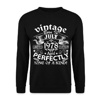 July 1978 | birthday 1978 Vintage July - Unisex Sweatshirt - black - Front - Alina (178cm) & Michal (187cm)