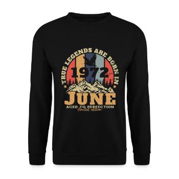June 1972 Vintage Born in June 1972 Anniversary - Unisex Sweatshirt - black - Front - Alina (178cm) & Michal (187cm)