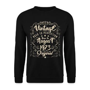 Vintage born in August 1973. Birthday August 1973 - Unisex Sweatshirt - black - Front - Alina (178cm) & Michal (187cm)