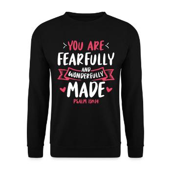 Du Bist Furchtbar Und Wunderbar Gemacht Bibelvers - Unisex Pullover - Schwarz - Vorne - Alina (178cm) & Michal (187cm)