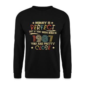 1987 Birthday Vintage Nobody is perfect - Unisex Sweatshirt - black - Front - Alina (178cm) & Michal (187cm)
