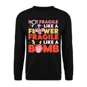Feminist Not Fragile Like A Flower - Unisex Pullover - Schwarz - Vorne - Alina (178cm) & Michal (187cm)