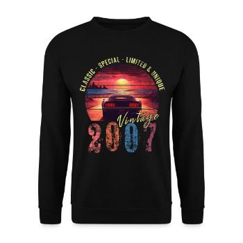 Vintage 2007 Birthday Synthwave Year of birth 2007 - Unisex Sweatshirt - black - Front - Alina (178cm) & Michal (187cm)