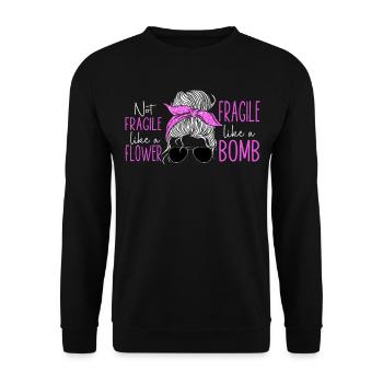 Feminist Not Fragile Like A Flower - Unisex Pullover - Schwarz - Vorne - Alina (178cm) & Michal (187cm)