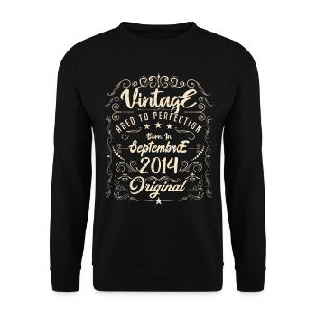 Born in September 2014. Birthday September 2014. - Unisex Sweatshirt - black - Front - Alina (178cm) & Michal (187cm)