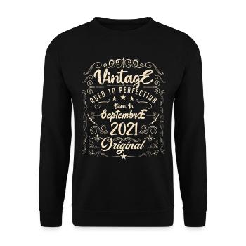 Born in September 2021. Birthday September 2021. - Unisex Sweatshirt - black - Front - Alina (178cm) & Michal (187cm)