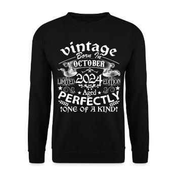 Oktober 2024 | Geburtstag 2024 geboren im Oktober - Unisex Pullover - Schwarz - Vorne - Alina (178cm) & Michal (187cm)
