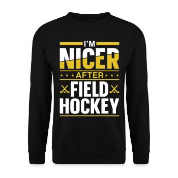 Field Hockey I'm Nicer After Field - Unisex Pullover - Schwarz - Vorne - Alina (178cm) & Michal (187cm)