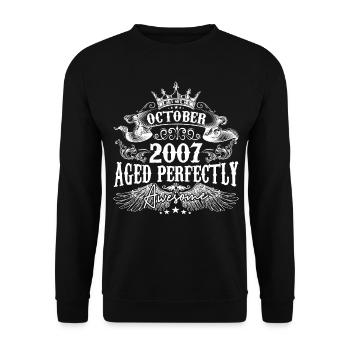 2007 | October 2007 birthday Aged Perfectly - Unisex Sweatshirt - black - Front - Alina (178cm) & Michal (187cm)