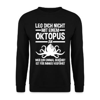 Squid Octopus - Unisex Sweatshirt - black - Front - Alina (178cm) & Michal (187cm)