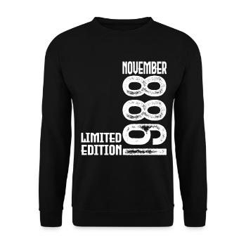 Cadeau Anniversaire Novembre 1988. November 1988. - Sweat-shirt Unisexe - noir - Devant - Alina (178cm) & Michal (187cm)