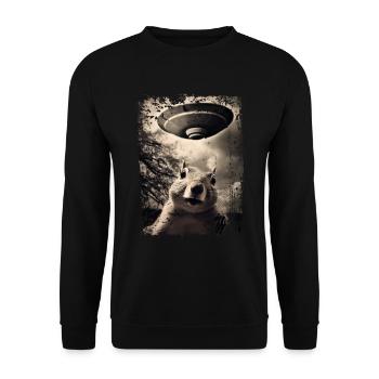 Lustiges Eichhönrchen mit UFO Retro Vintage Alien - Unisex Pullover - Schwarz - Vorne - Alina (178cm) & Michal (187cm)