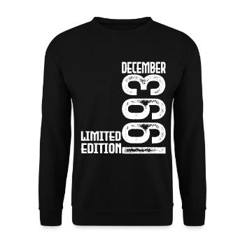 Birthday Gift December 1993. December 1993. - Unisex Sweatshirt - black - Front - Alina (178cm) & Michal (187cm)