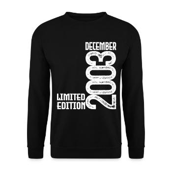 Birthday Gift December 2003. December 2003. - Unisex Sweatshirt - black - Front - Alina (178cm) & Michal (187cm)