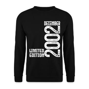 Birthday Gift December 2002. December 2002. - Unisex Sweatshirt - black - Front - Alina (178cm) & Michal (187cm)