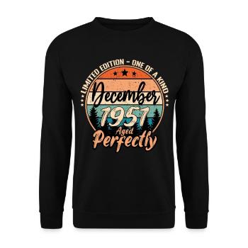 December 1951 Birthday 1951 Legends December - Unisex Sweatshirt - black - Front - Alina (178cm) & Michal (187cm)