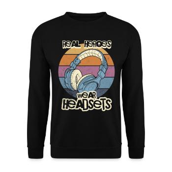 Les vrais héros portent des casques Funny Gamer Boys & Kids - Sweat-shirt Unisexe - noir - Devant - Alina (178cm) & Michal (187cm)
