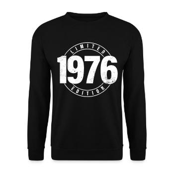 Limited Edition 1976 Year of Birth Urban Birthday - Unisex Sweatshirt - black - Front - Alina (178cm) & Michal (187cm)