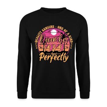December 1979 birthday 1979 December 1979 - Unisex Sweatshirt - black - Front - Alina (178cm) & Michal (187cm)