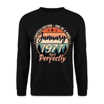 January 1971 birthday 1971 captions January - Unisex Sweatshirt - black - Front - Alina (178cm) & Michal (187cm)