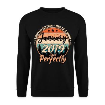 January 2019 birthday 2019 captions January - Unisex Sweatshirt - black - Front - Alina (178cm) & Michal (187cm)