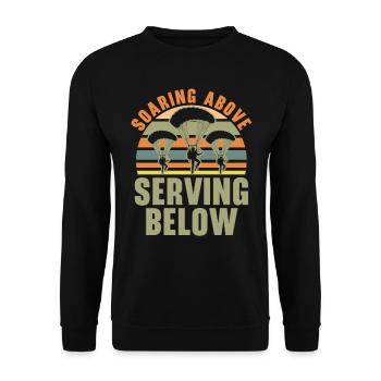 Fallschirmjäger Fallschirmspringen Fallschirmsprin - Unisex Pullover - Schwarz - Vorne - Alina (178cm) & Michal (187cm)