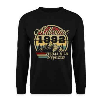 Vintage 1992, Vintage 1992 Birthday Gift - Unisex Sweatshirt - black - Front - Alina (178cm) & Michal (187cm)