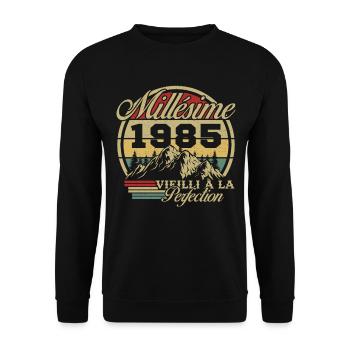 Vintage 1985, Vintage 1985 Birthday Gift - Unisex Sweatshirt - black - Front - Alina (178cm) & Michal (187cm)