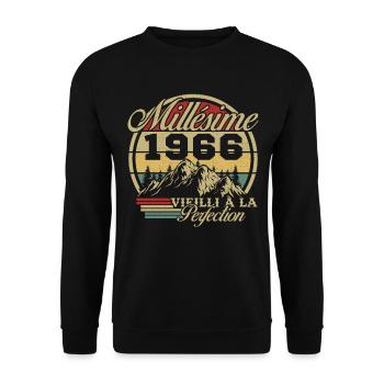 Jahrgang 1966, Jahrgang 1966 Geburtstagsgeschenk - Unisex Pullover - Schwarz - Vorne - Alina (178cm) & Michal (187cm)
