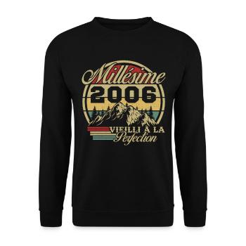 Vintage 2006, Vintage 2006 Birthday Gift - Unisex Sweatshirt - black - Front - Alina (178cm) & Michal (187cm)