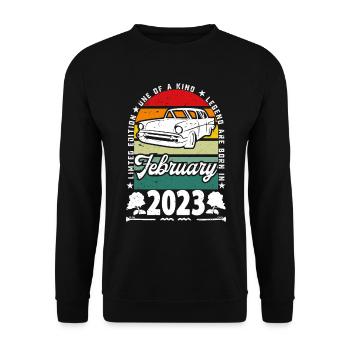 Birthday February 2023, Vintage February 2023. - Unisex Sweatshirt - black - Front - Alina (178cm) & Michal (187cm)