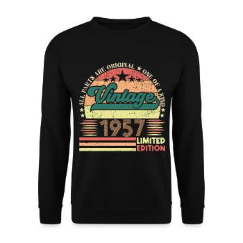 Retro 1957 Geburtstagsgeschenk. Jahrgang 1957. - Unisex Pullover - Schwarz - Vorne - Alina (178cm) & Michal (187cm)