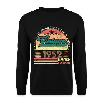 Retro 1952 Birthday Gift. Vintage 1952. - Unisex Sweatshirt - black - Front - Alina (178cm) & Michal (187cm)