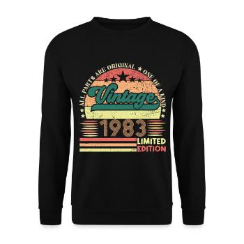 Retro 1983 Geburtstagsgeschenk. Jahrgang 1983. - Unisex Pullover - Schwarz - Vorne - Alina (178cm) & Michal (187cm)