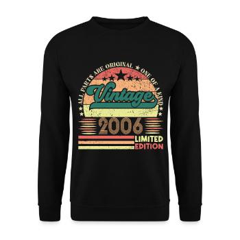 Retro 2006 Geburtstagsgeschenk. Jahrgang 2006. - Unisex Pullover - Schwarz - Vorne - Alina (178cm) & Michal (187cm)