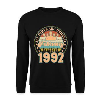 Februar 1992. Februar 1992 Geburtstagsgeschenk. - Unisex Pullover - Schwarz - Vorne - Alina (178cm) & Michal (187cm)
