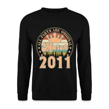 Mars 2011. Cadeau d’anniversaire mars 2011. March. - Sweat-shirt Unisexe - noir - Devant - Alina (178cm) & Michal (187cm)