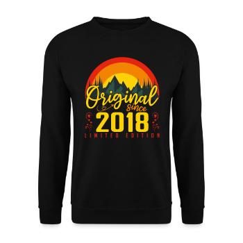Geburtstag 2018 Geburtstag Jahrgang 2018 Geschenk - Unisex Pullover - Schwarz - Vorne - Alina (178cm) & Michal (187cm)