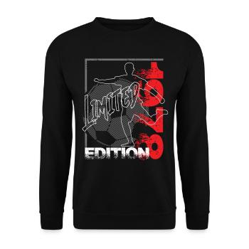 Limited Edition 1978 Limited Edition Football - Unisex Sweatshirt - black - Front - Alina (178cm) & Michal (187cm)