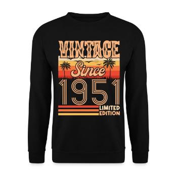 1951. Jahrgang Jahrgang 1951 Jubiläum - Unisex Pullover - Schwarz - Vorne - Alina (178cm) & Michal (187cm)