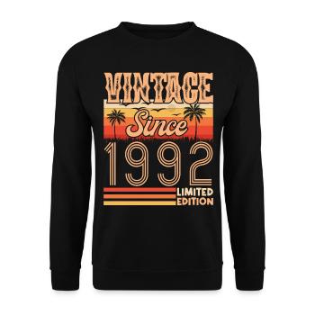 1992. Jahrgang Jahrgang 1992 Geburtstag - Unisex Pullover - Schwarz - Vorne - Alina (178cm) & Michal (187cm)